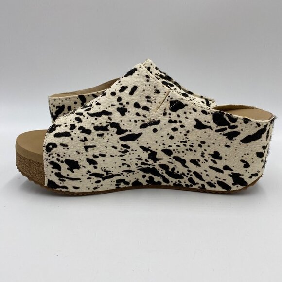Volatile Crispin Style Cow Print Black/White Women's Size 8 - Picture 7 of 13